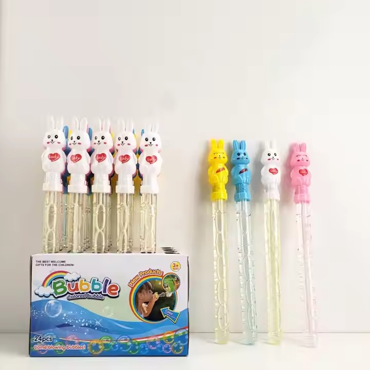 The Bubble Wand Trend That’s Taking Over Summer Events
